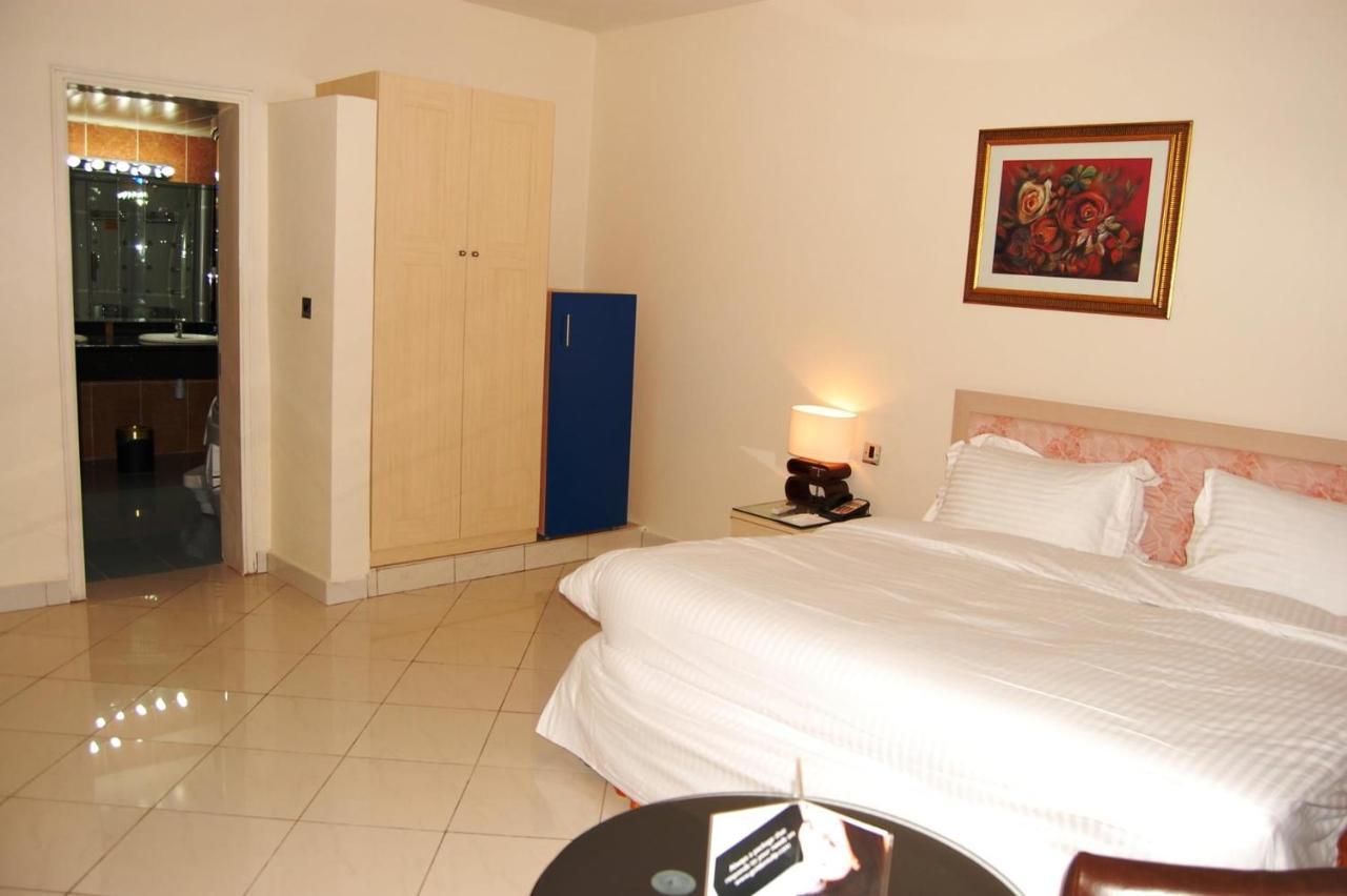 Golden Royale Hotel Enugu Exterior foto