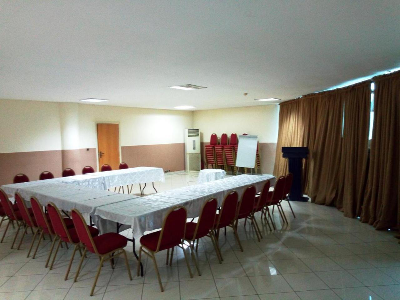 Golden Royale Hotel Enugu Exterior foto
